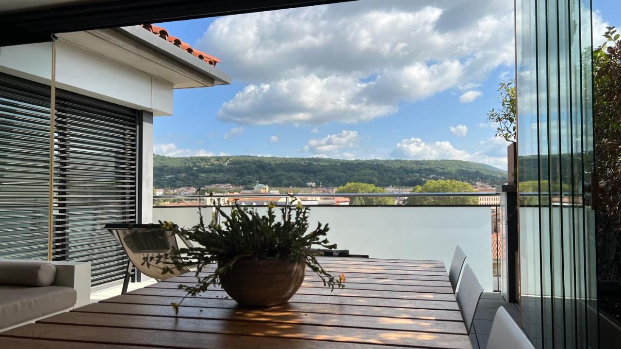 Ferienwohnung Atico De Diseno Con Terraza En El Centro De Olot Exterior foto