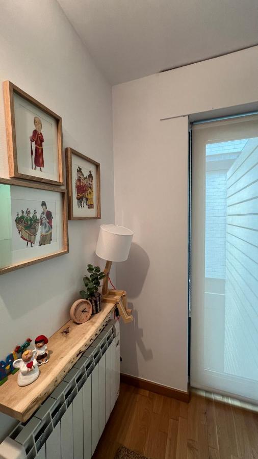 Ferienwohnung Atico De Diseno Con Terraza En El Centro De Olot Exterior foto