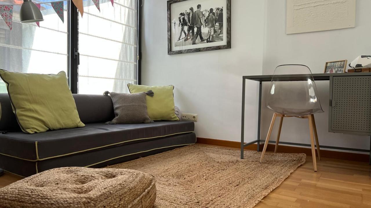 Ferienwohnung Atico De Diseno Con Terraza En El Centro De Olot Exterior foto
